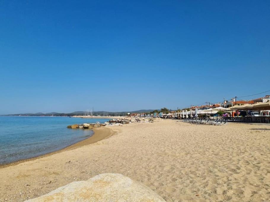 Our Home-Fully Renovated Apartments And Studios By The Sea Νικήτη Εξωτερικό φωτογραφία