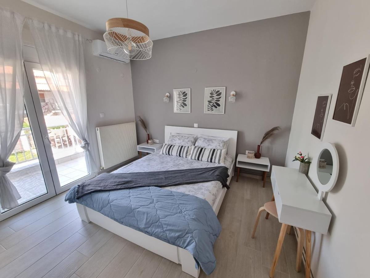 Our Home-Fully Renovated Apartments And Studios By The Sea Νικήτη Εξωτερικό φωτογραφία