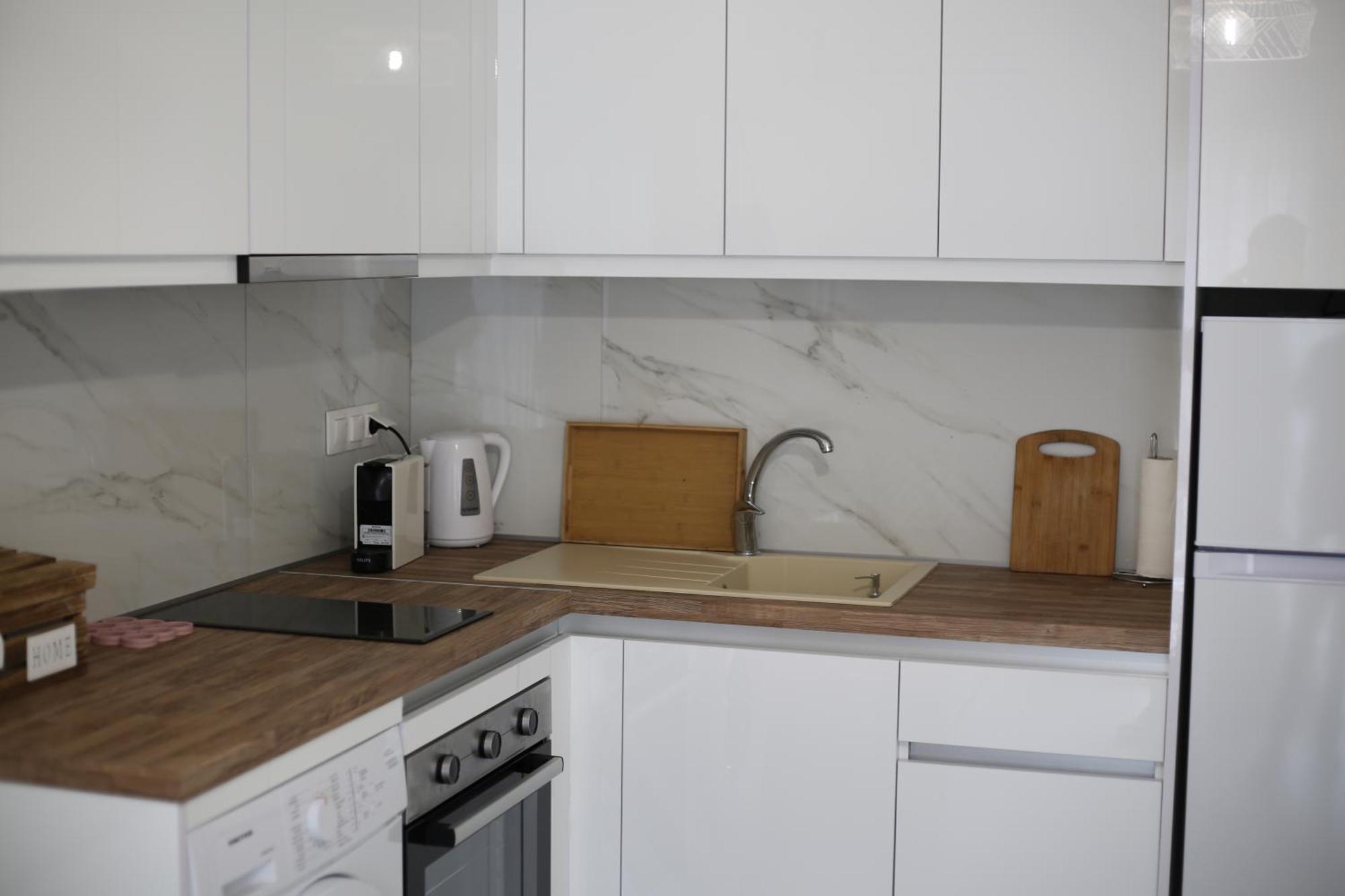 Our Home-Fully Renovated Apartments And Studios By The Sea Νικήτη Εξωτερικό φωτογραφία