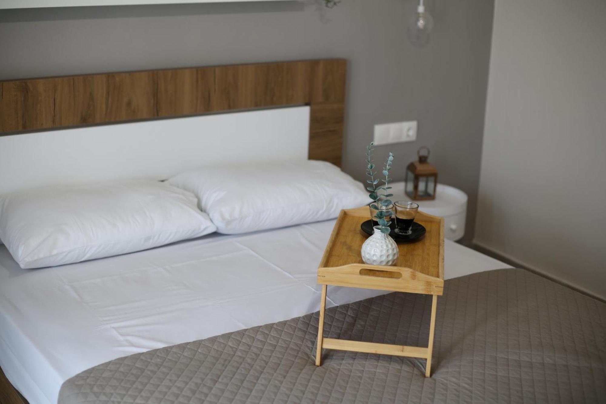 Our Home-Fully Renovated Apartments And Studios By The Sea Νικήτη Εξωτερικό φωτογραφία
