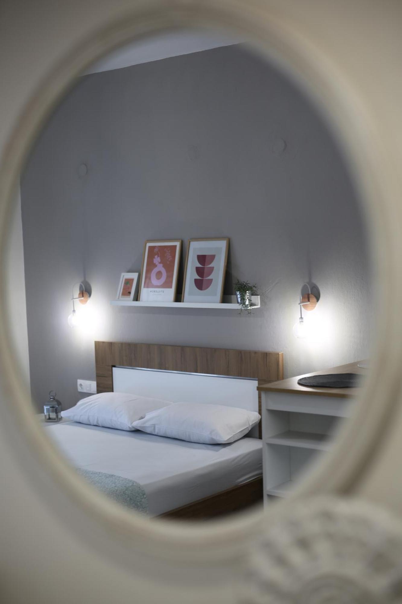 Our Home-Fully Renovated Apartments And Studios By The Sea Νικήτη Εξωτερικό φωτογραφία