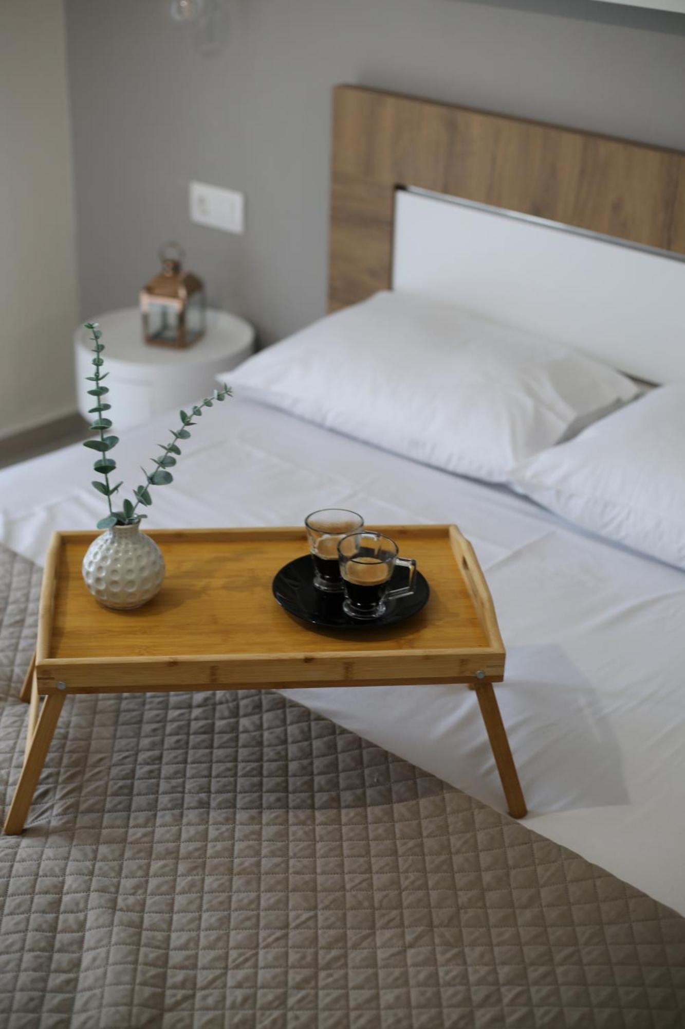 Our Home-Fully Renovated Apartments And Studios By The Sea Νικήτη Εξωτερικό φωτογραφία